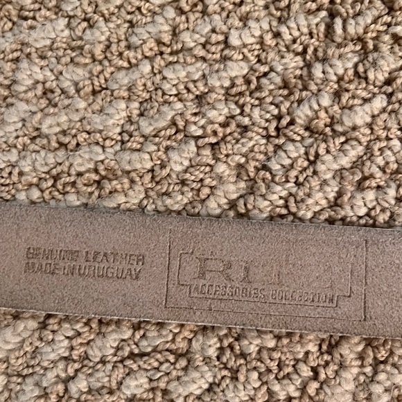 Ralph Lauren women’s leather belt - Picture 3 of 3